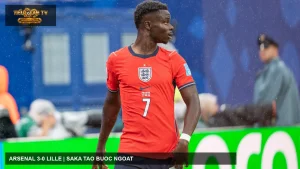 Bukayo Saka, người ghi bàn và kiến tạo trong chiến thắng của Arsenal trước Lille