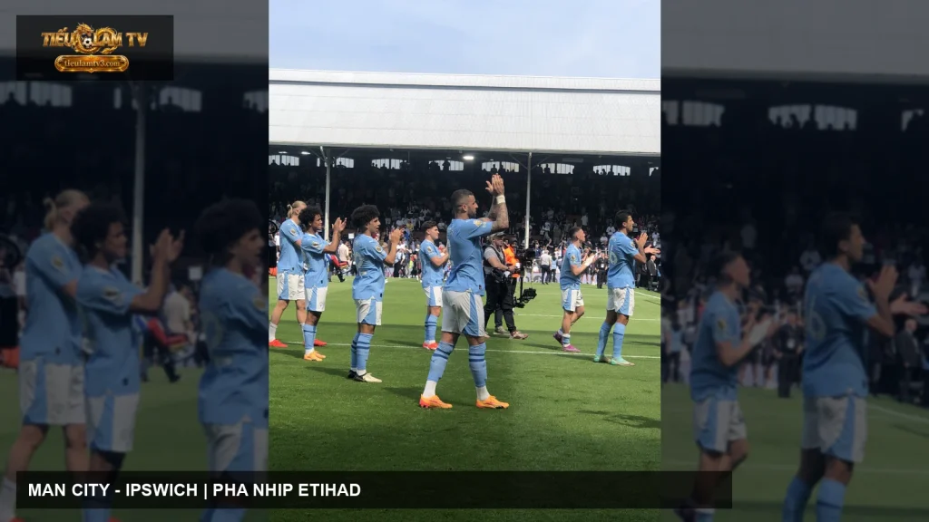 Các cầu thủ Manchester City cảm ơn người hâm mộ sau trận đấu năm 2024